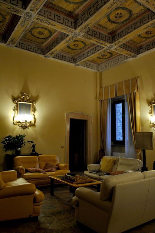 Bed and Breakfast Palazzo Bonfranceschi Belforte del Chienti Екстер'єр фото